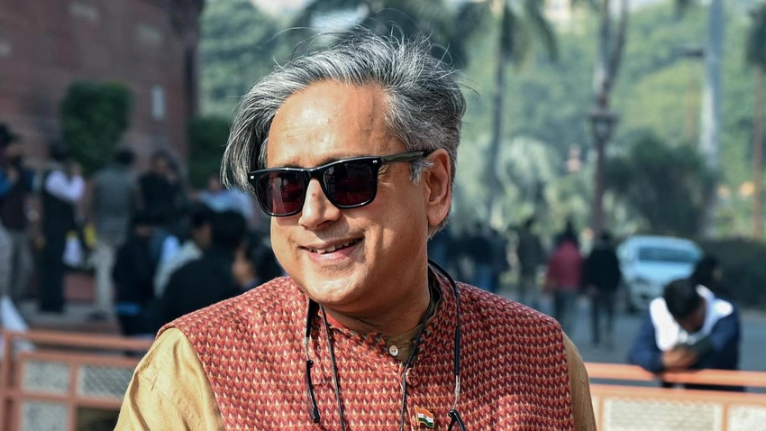 Shashi Tharoor Reaffirms Loyalty to Congress, Says He Never Deviated from Party Line