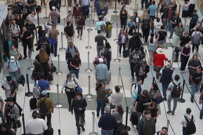 DHS Shutdown Triggers Airport Delays Ahead of Congress Hearing