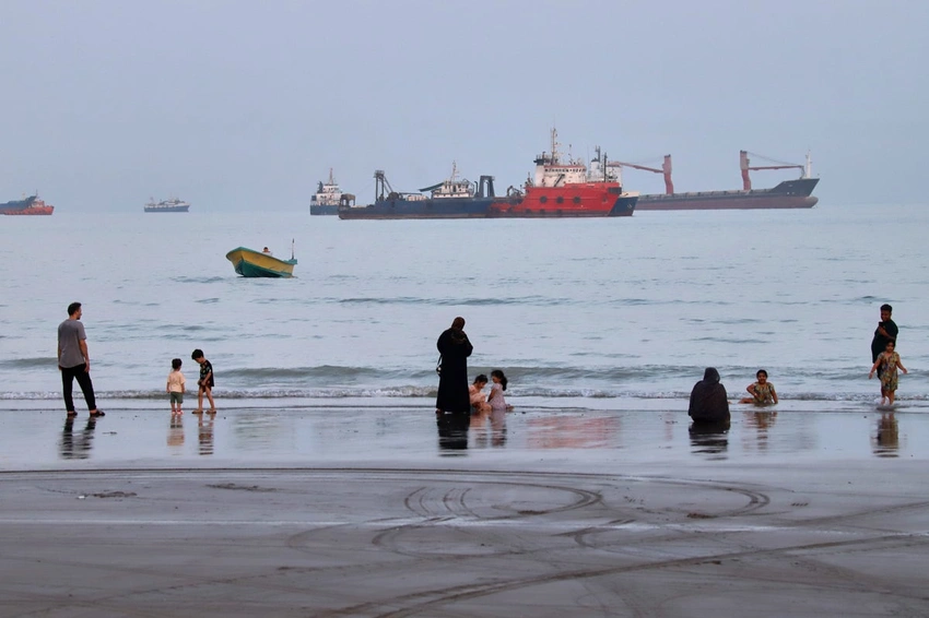 Iran Demands US 'Correct Behavior' for Hormuz Reopening Amid Tensions