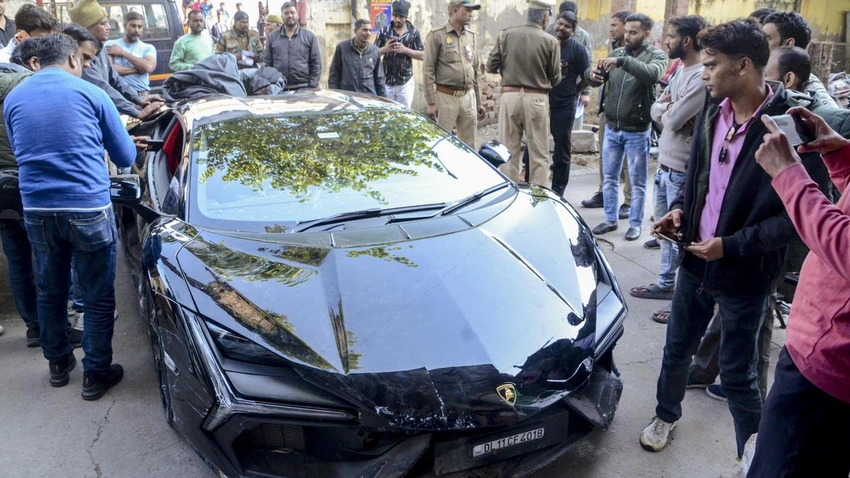 Lamborghini Hits Vehicles in Kanpur; 6 Injured, Tycoon's Son Named in FIR