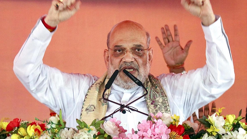 Vande Mataram Turns 150: Nation Celebrates with Mass Singing
