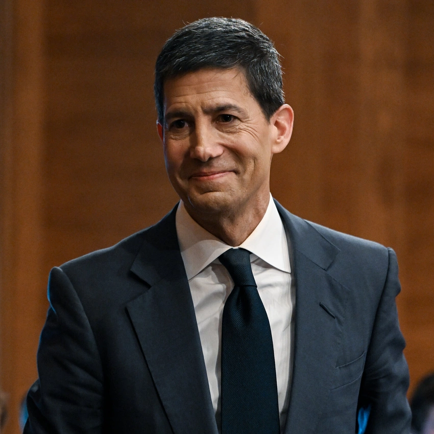 US Federal Reserve Holds Interest Rates Steady Under New Chair Warsh
