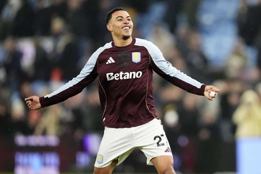 Chelsea Snags Rogers in Record £117M Deal, Arsenal Stunned! ⚽