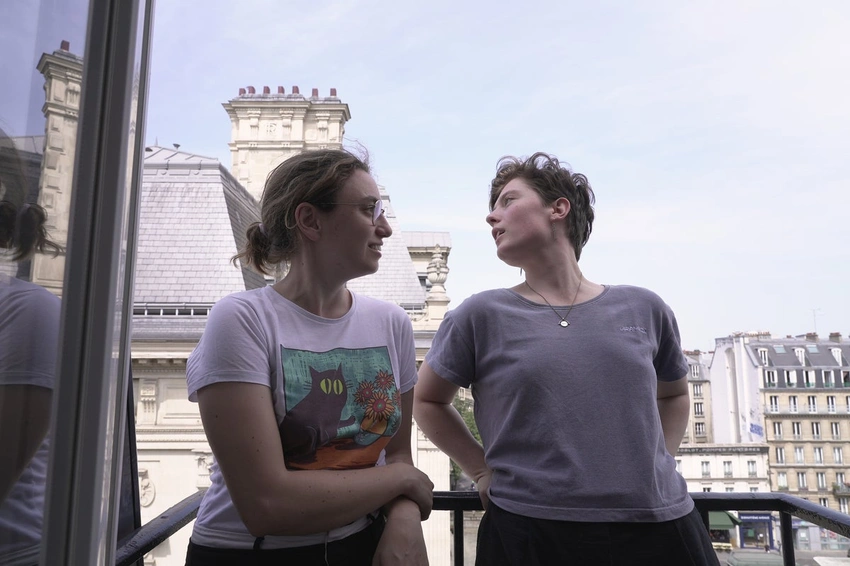 France's Heatwave Crisis: 'Furnace' Homes & Rising Climate Inequality!