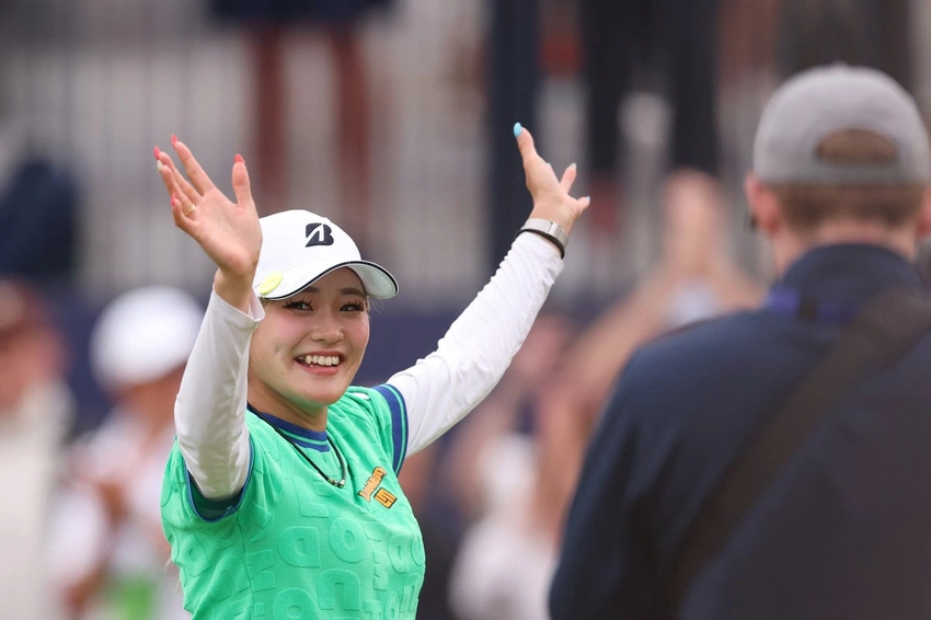 Japan's Shiho Kuwaki Wins Women's Open After Nail-Biting Play-off!