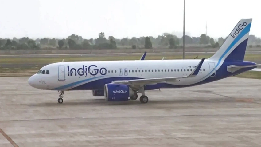 IndiGo Flight Makes Emergency Landing in Goa! Passengers Safe!