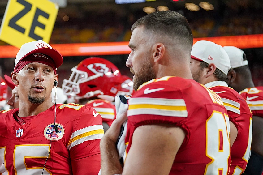 Kelce to Return in 2026 as Mahomes Flaunts Throwback Bond