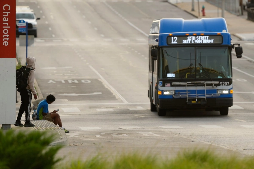 Kansas City Plans Facial Recognition on Buses, Sparks Major Privacy Debate