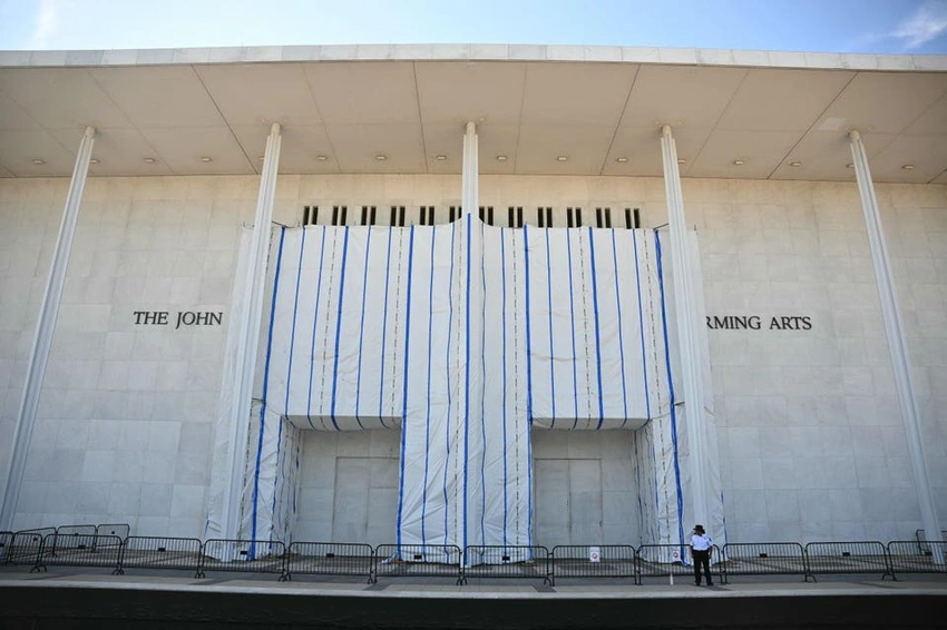 Trump’s Name on Kennedy Center? Legal Battle & Outrage Erupt!