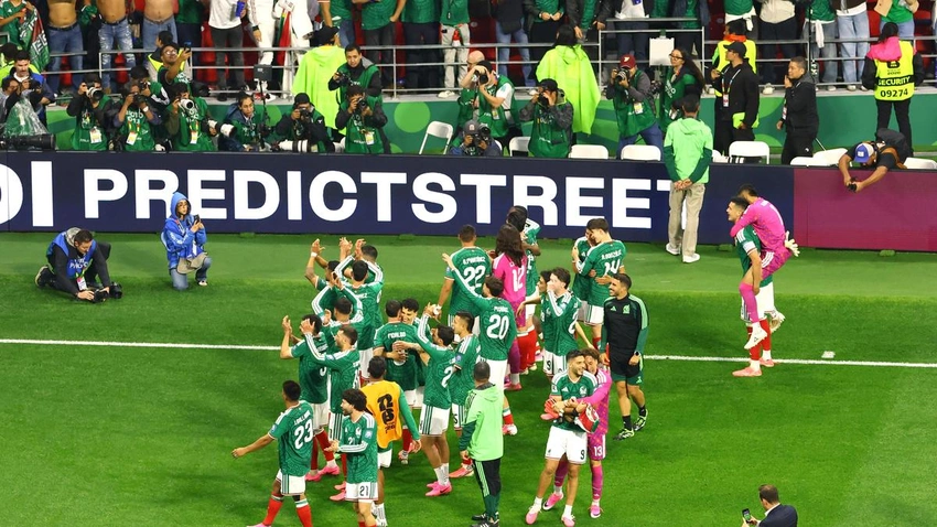 World Cup Uproar! Mexico Manager Fumes Over England Match Time Change ⚽