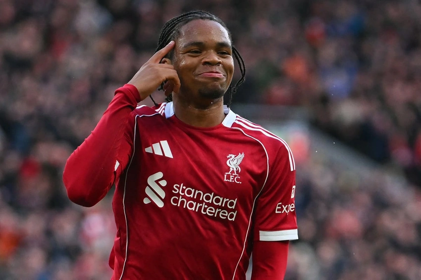 Slot faces big call on Ngumoha against PSG: start him or hold back