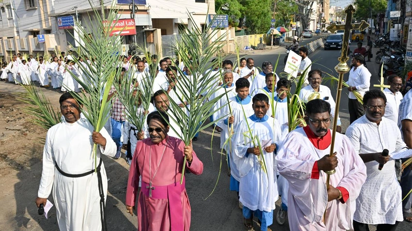 Palm Sunday Prayers Light Up Madurai as Lent Ends