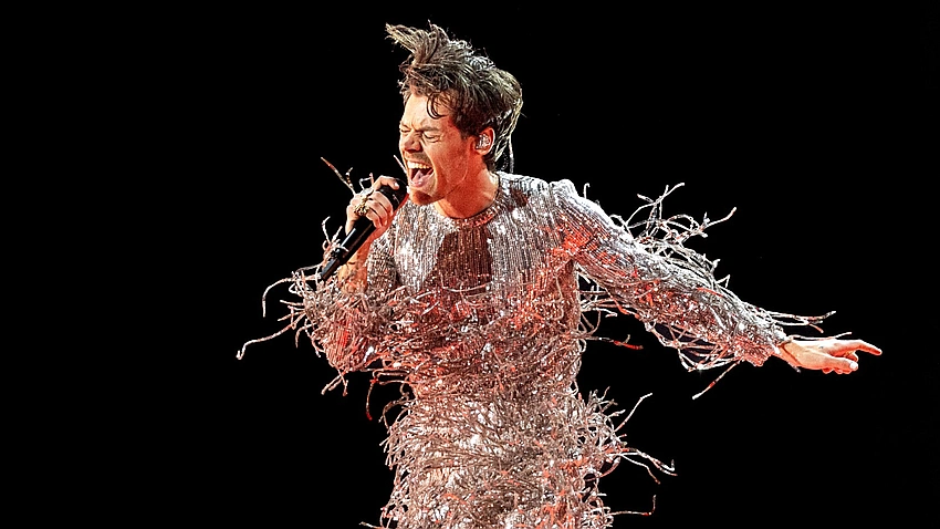 Harry Styles Drops New Album Kiss All the Time. Disco, Occasionally