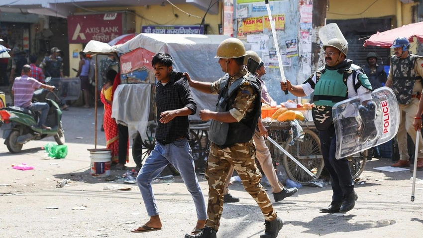 Noida Workers Demand ₹20,000 as Labour Codes Spark Protests