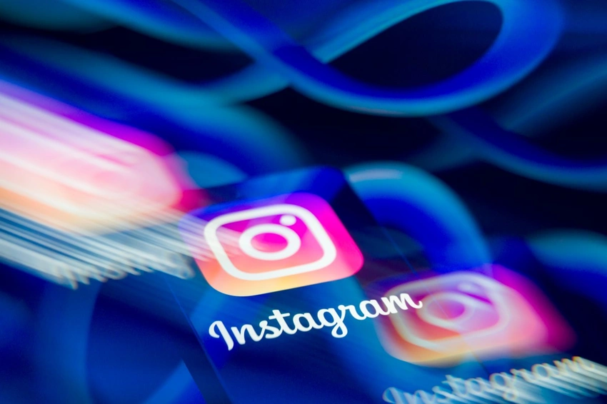 Why Instagram’s New Instants Feature Is a Total Disaster for Our Anxiety