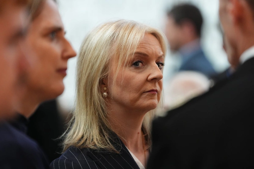 Tories Unveil Bold Economic Vision: Tax Cuts, Deregulation & Housing Reforms!