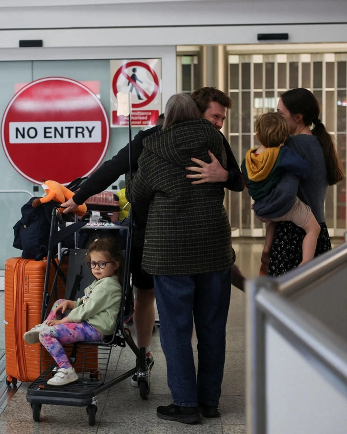 First UK repatriation flight from the Middle East lands in London