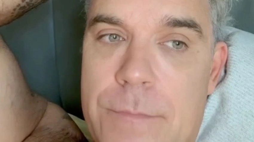 Robbie Williams Addresses Viral World Cup 'Cocaine' Conspiracy!