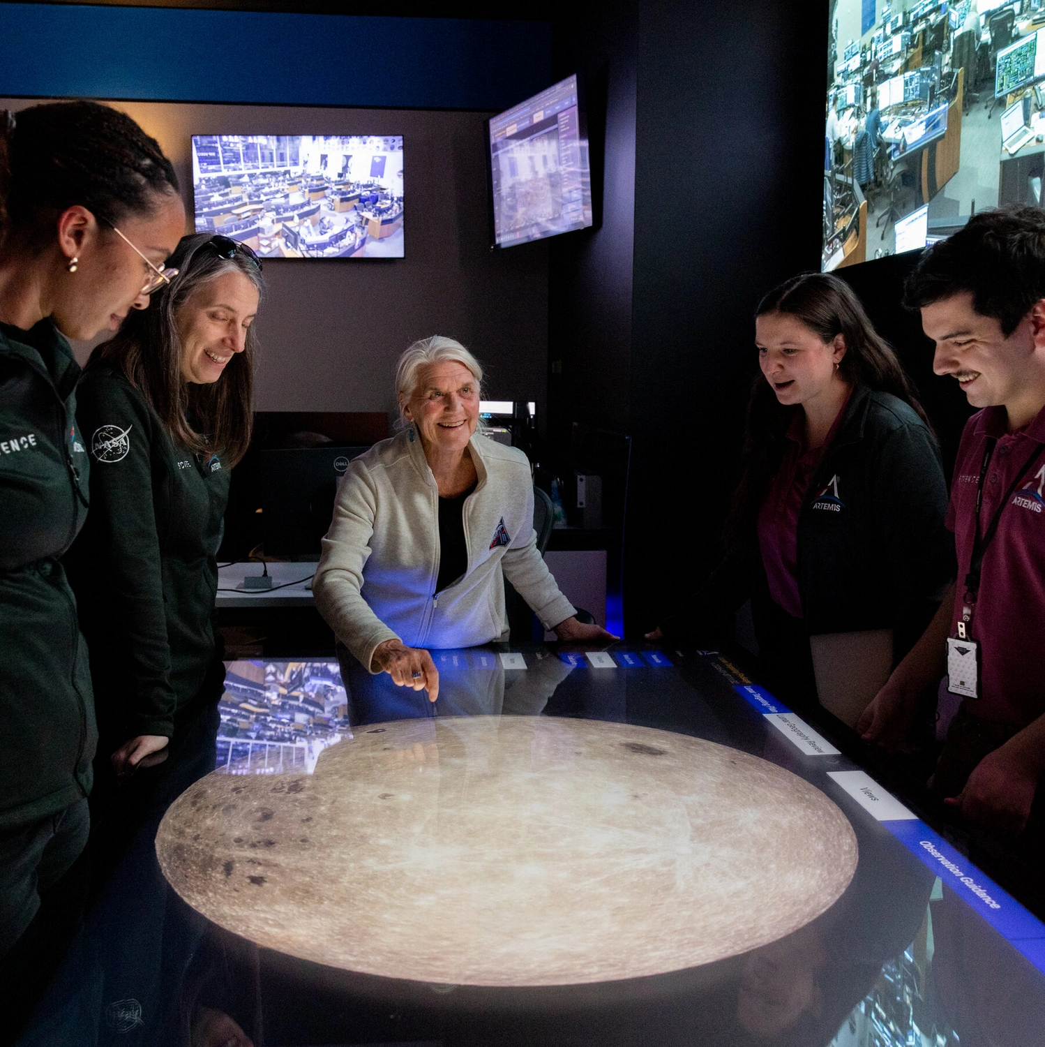 Forget the Filters: Why the Moon’s Far Side is Finally Making Space Real Again