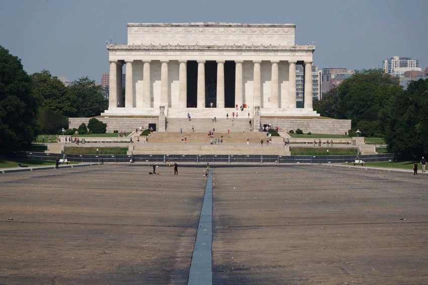 Trump Alleges 'Vandalism' at Reflecting Pool Amid $16M Renovation Woes
