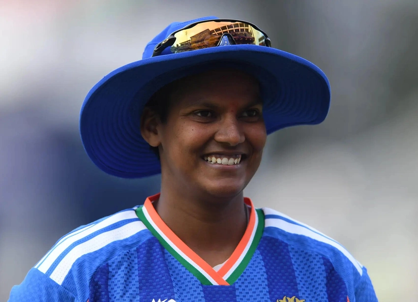 India's T20 World Cup Dream Ends as Dominant Australia Reaches Semis