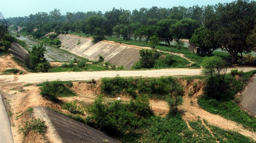 Punjab, Haryana CMs Meet to Resolve SYL Canal Row