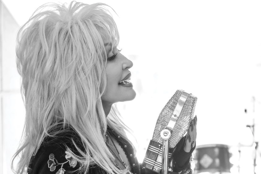 Dolly's Digital Encore: Streaming's Power to Amplify Legends