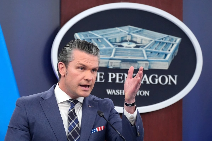Judge Pauses Pentagon's Anthropic Blacklist, Court Keeps Claude Access Open