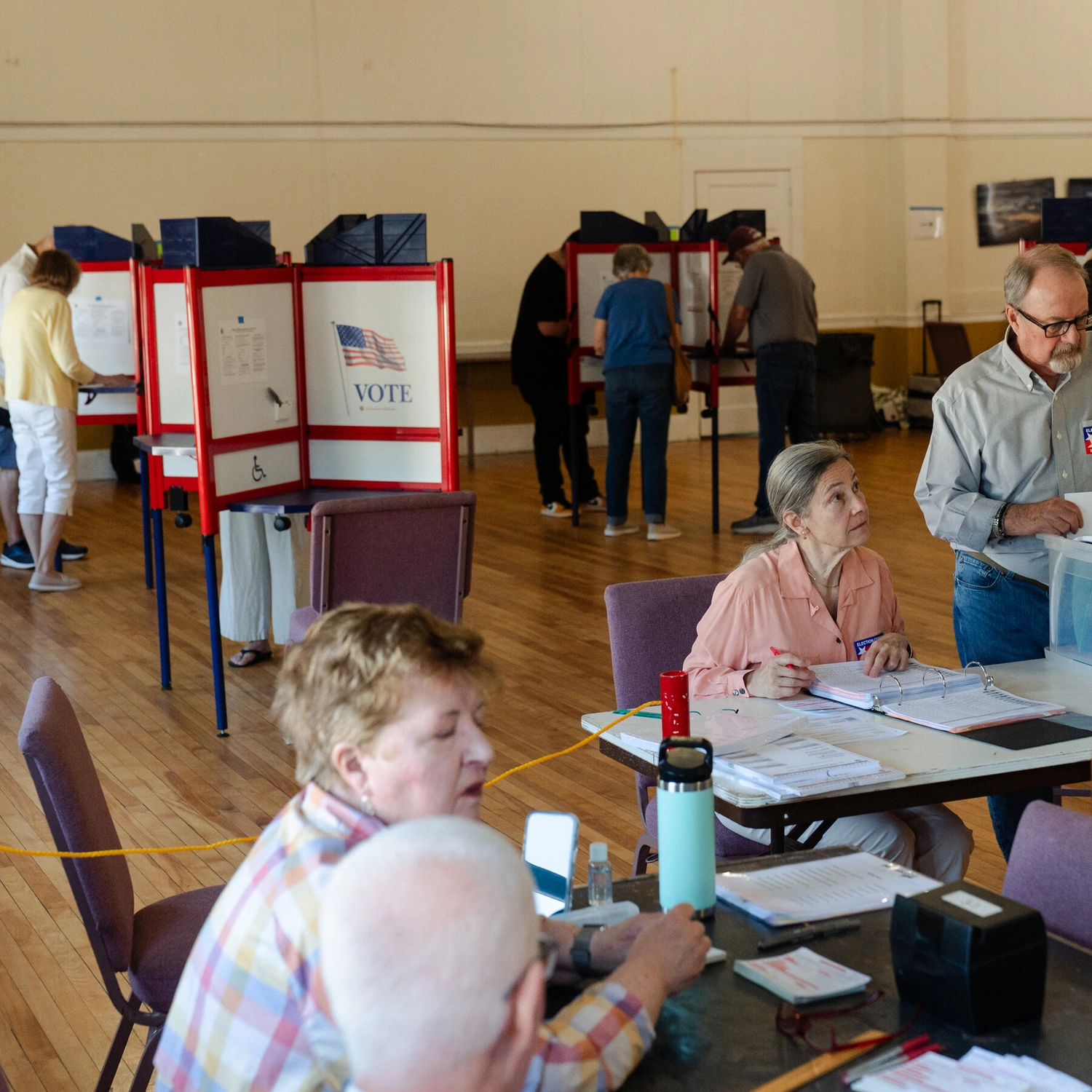 Maine Dems Race to Replace Platner for Senate Challenge