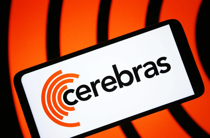 AI Chipmaker Cerebras Stock Plunges 20%! CEO Blames 'Misunderstood' Margin Outlook