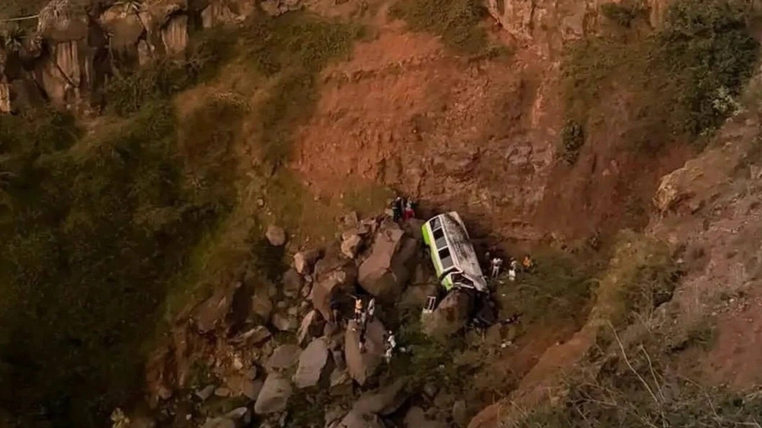 Heartbreak in Cape Verde: Bus Crash Kills 25, Many Schoolchildren