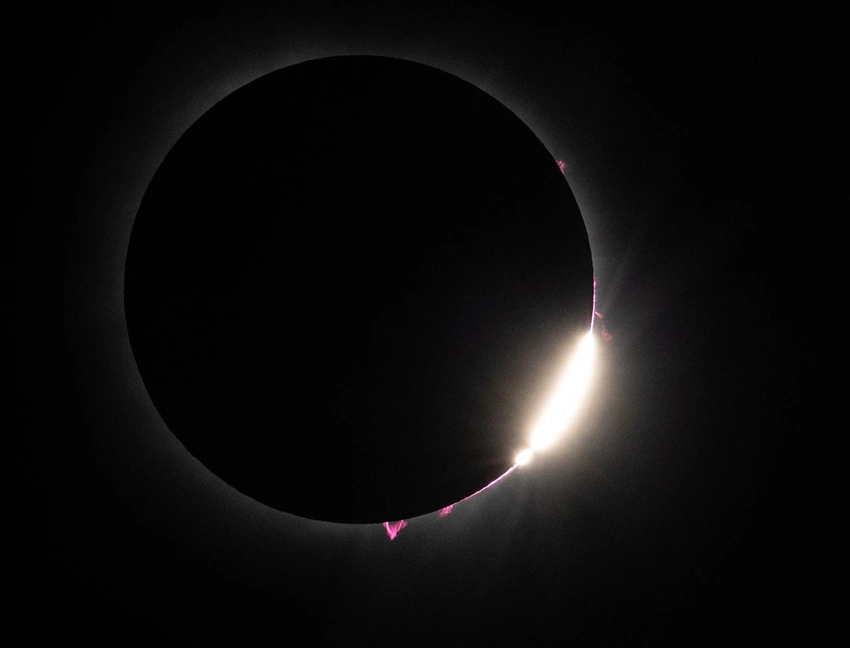 Europe's 2026 Solar Eclipse: A Rare Sky Show with a Wildfire Warning!