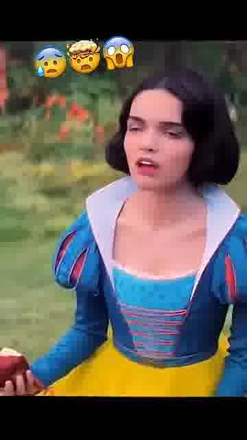 The snow white theory: 

Part 5 adds another twist to this strange Disney fan theory.

#SnowWhite #D