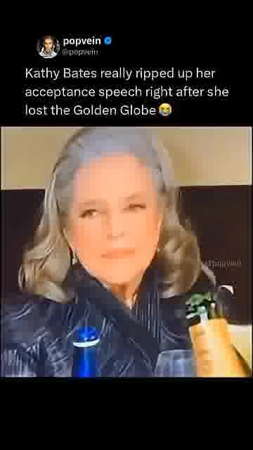 Kathy bates was ready: 

She lost the Globe, then casually tore up her speech 😭

#KathyBates #Golden