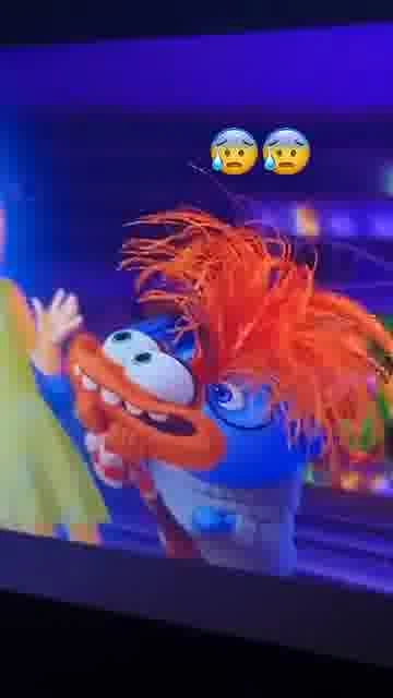 Inside out 2 theory: 

This fan theory might change how you see Riley’s emotions.

#InsideOut2 #Disn