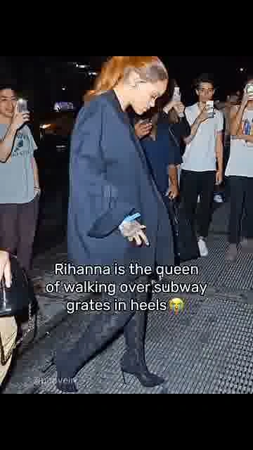 Rihanna vs. subway grates: 

High heels, subway grates, and Rihanna making it look effortless 😭

#Ri