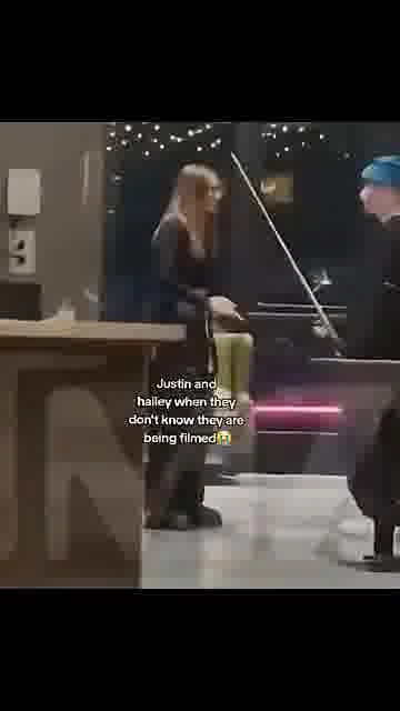 Justin and hailey unfiltered: 

A sweet candid moment between Justin and Hailey caught on camera.

#