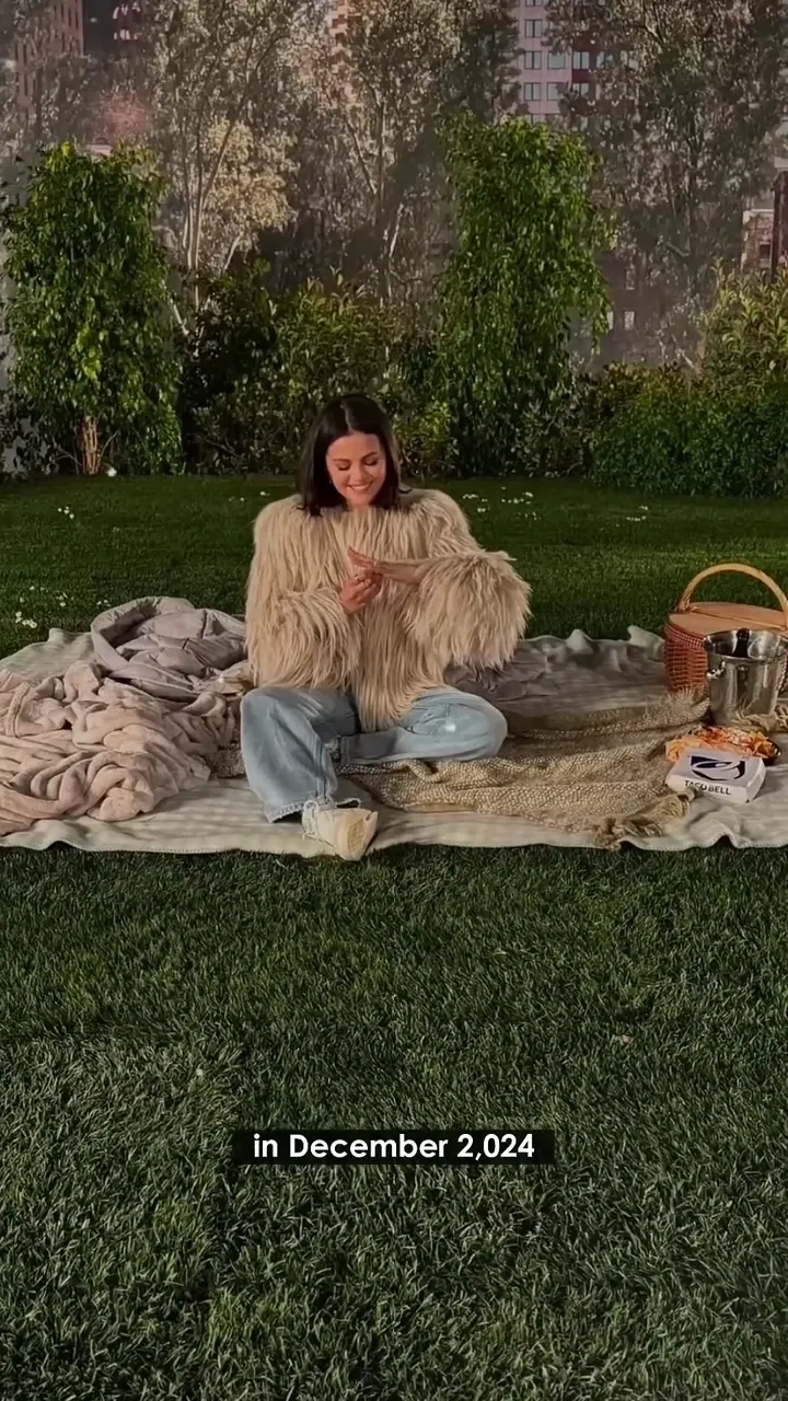 Benny blanco & selena gomez: engagement?: 

A quick look at Benny Blanco and the Selena Gomez engage