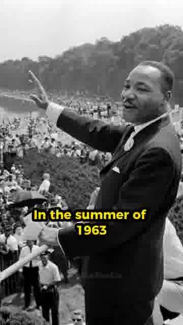 Belief that moves a nation: 

Simon Sinek on MLK's shared belief and the crowd that followed.

#MLK 