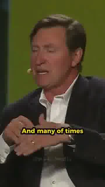 Fear that made gretzky great: 

Gretzky explains turning size doubt into drive with his dad's advice