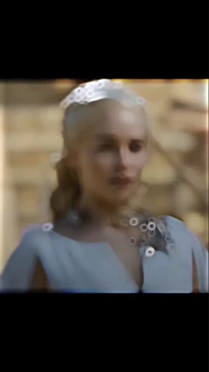 Thrones in a flash: 

A quick look at iconic Game of Thrones moments in a short clip.

#GameOfThrone