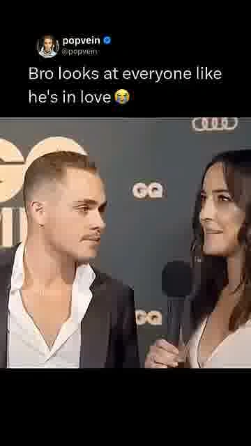 That eye contact though: 

Dacre Montgomery makes every glance look like a love confession 😭

#Dacre