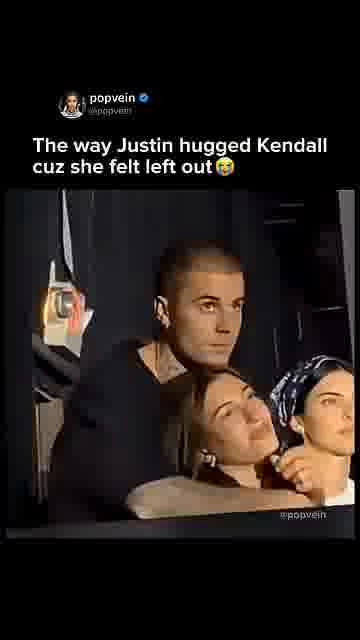 Justin’s sweet gesture: 

Kendall looked left out, then Justin stepped in with a warm hug.

#JustinB